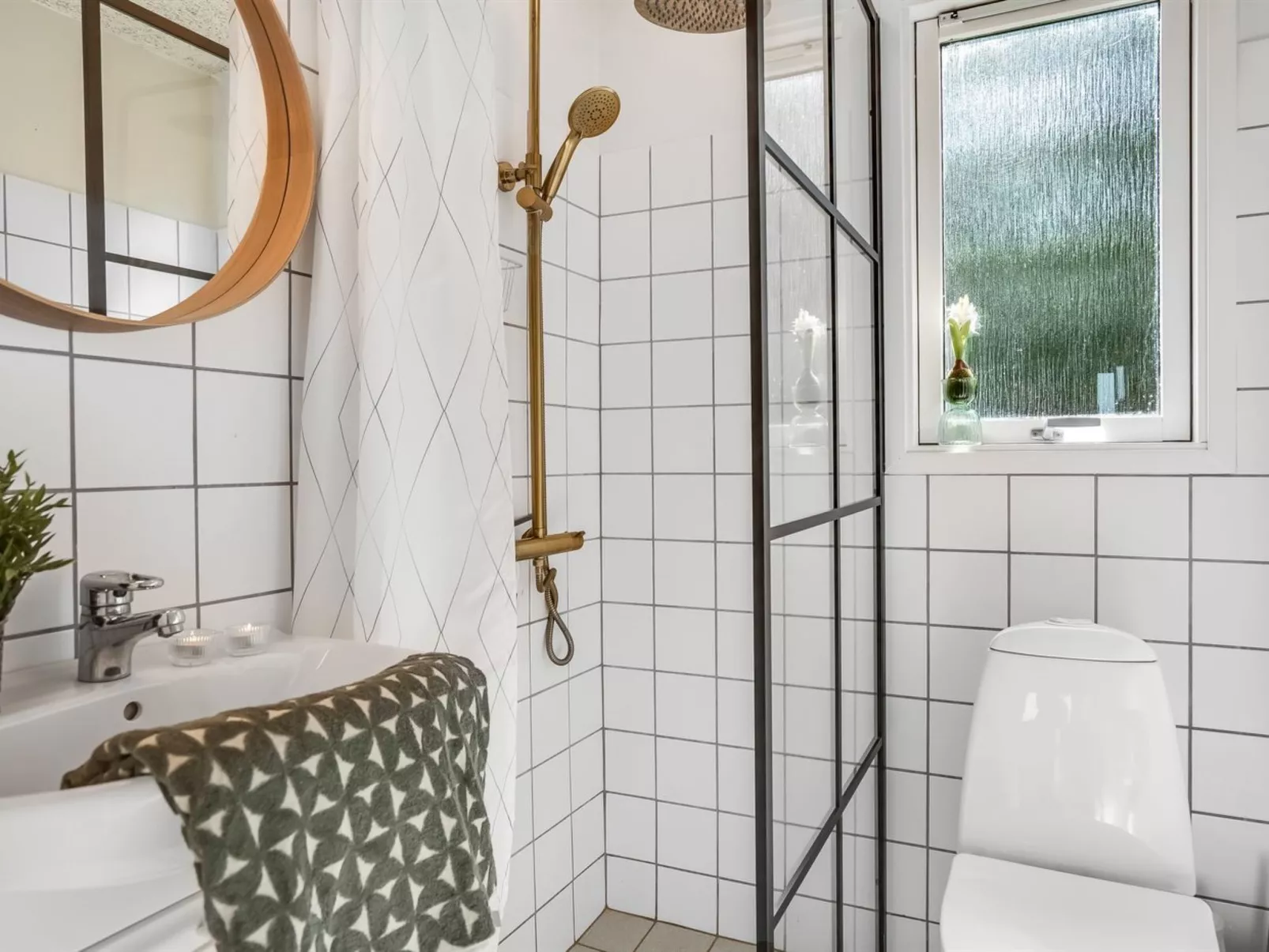 "Kanerva" - 100m to the fjord-Dedans