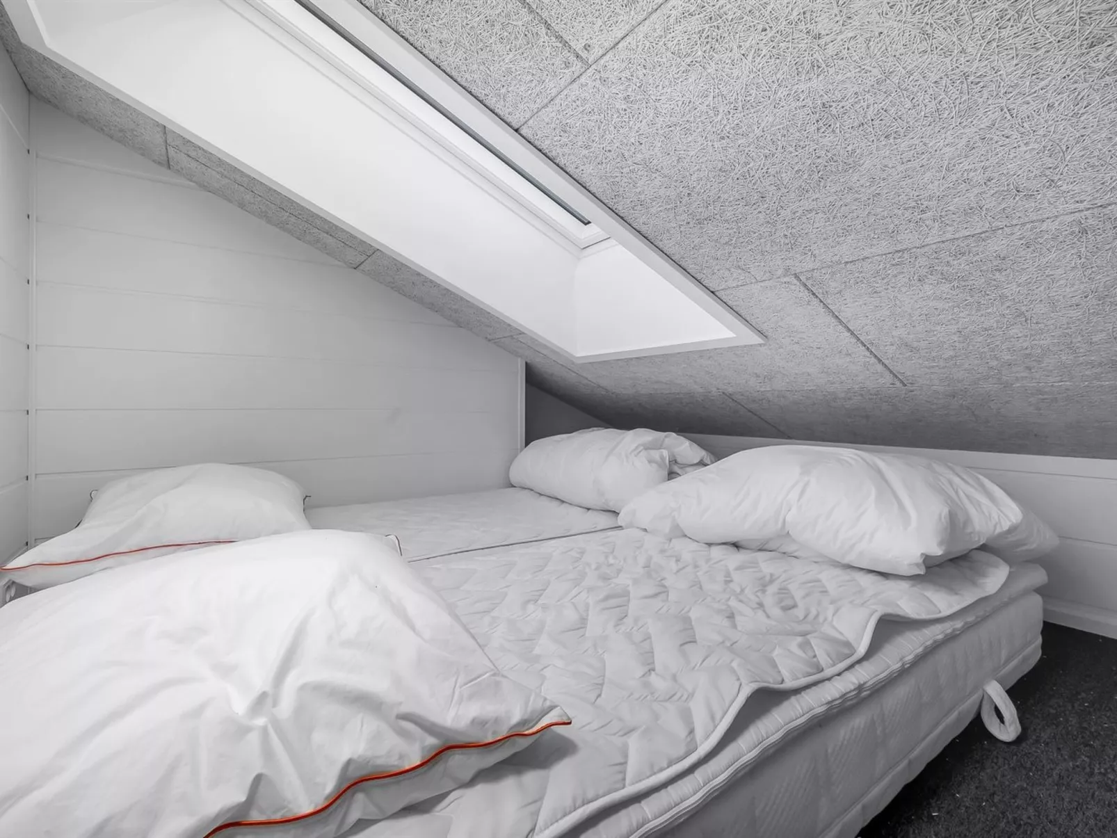 "Hana" - 800m from the sea-Inside