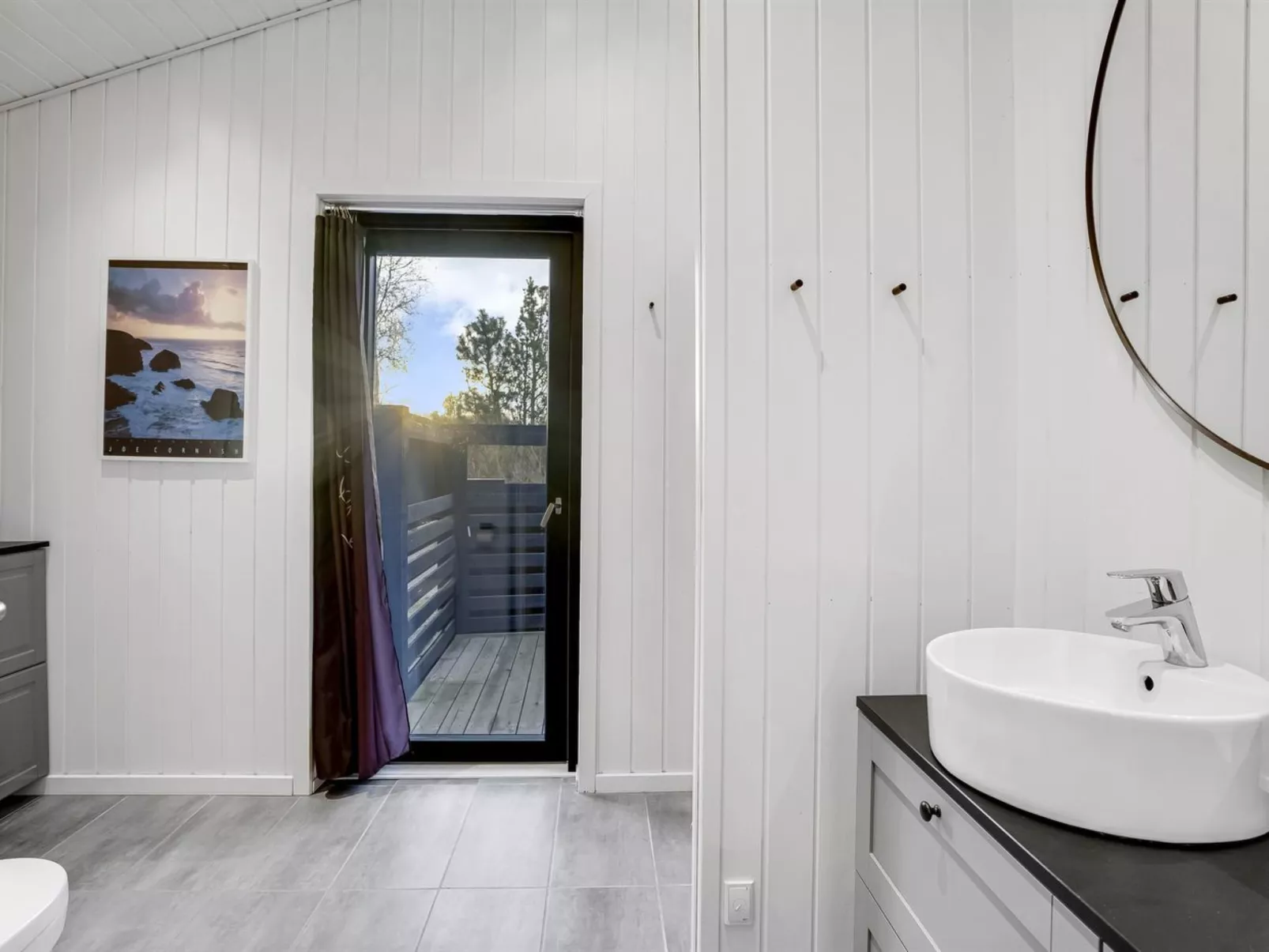 "Dyke" - 1.5km from the sea-Drinnen