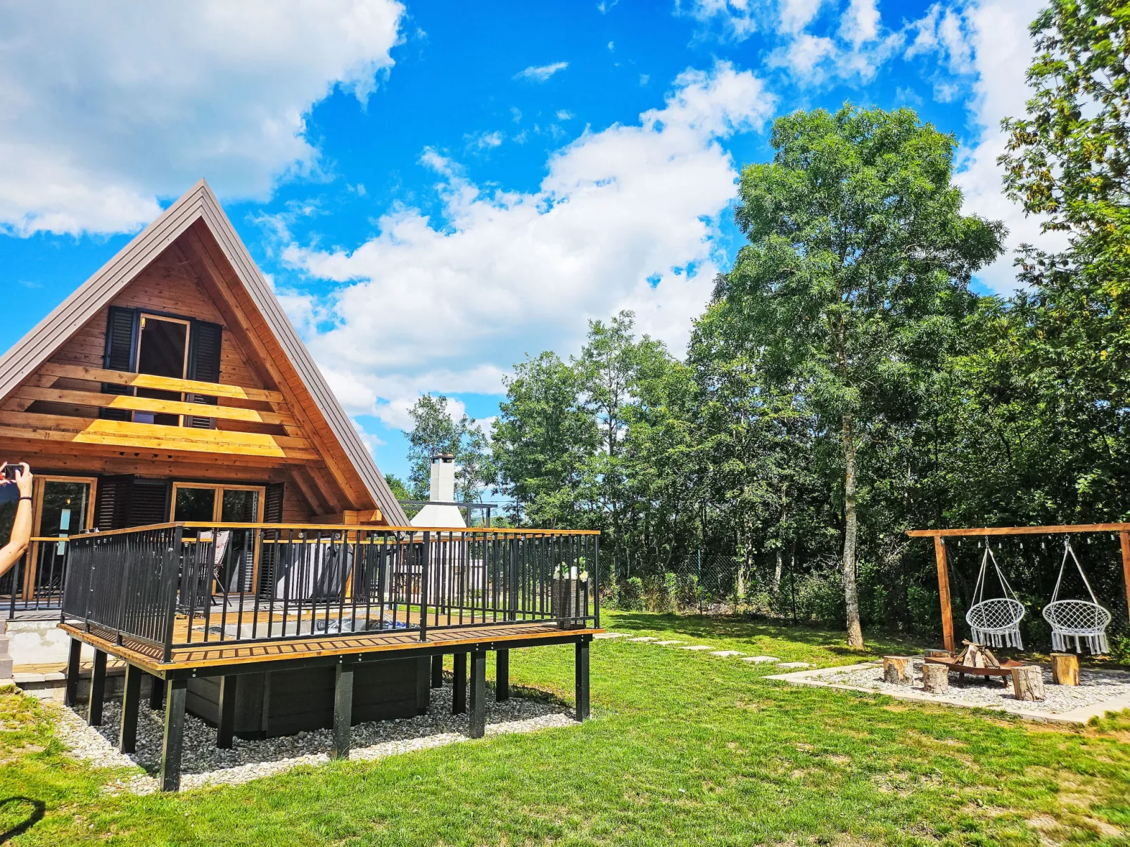 Tomina Koliba Lika-Dehors