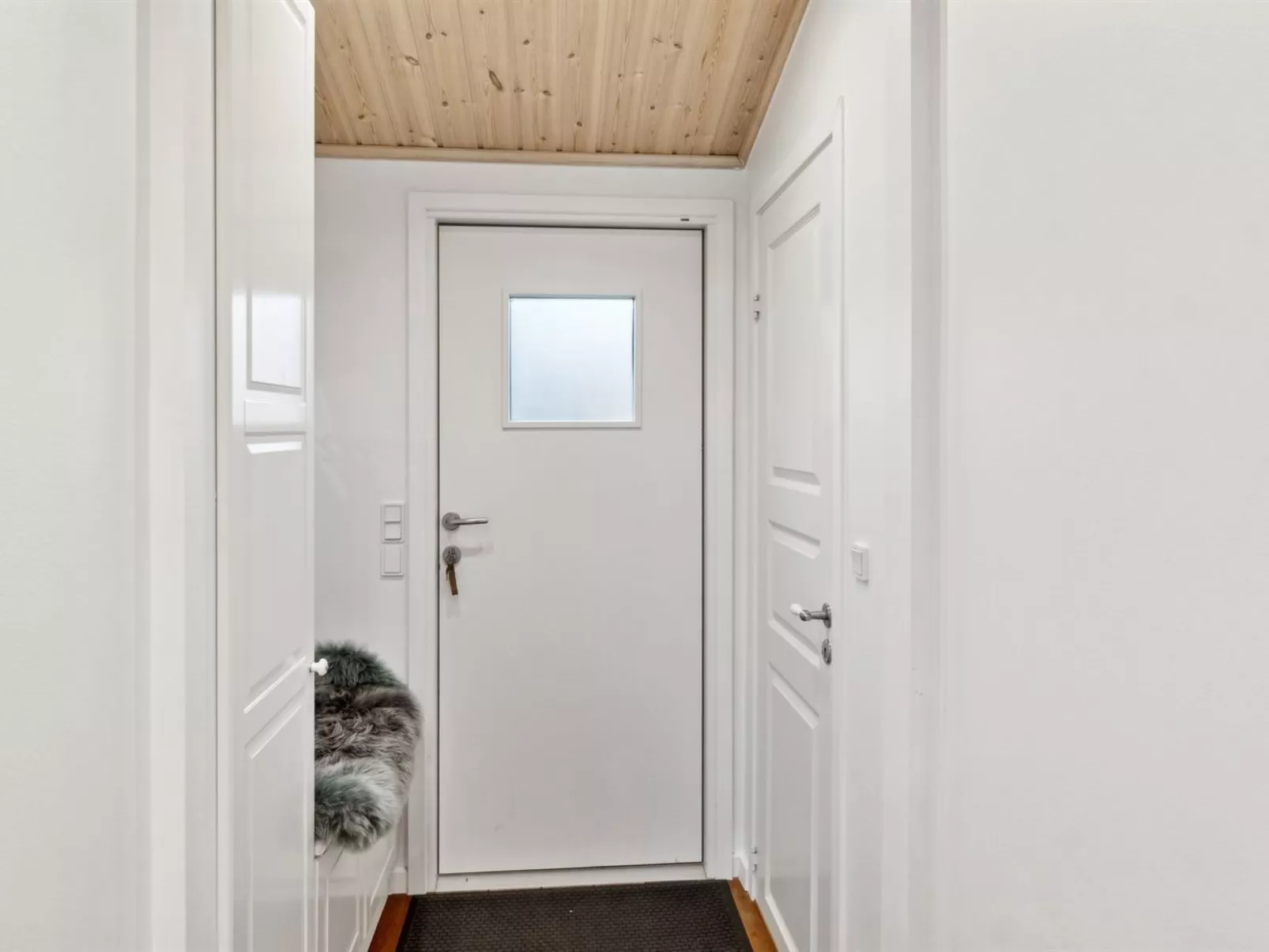 "Eero" - 175m to the fjord-Inside