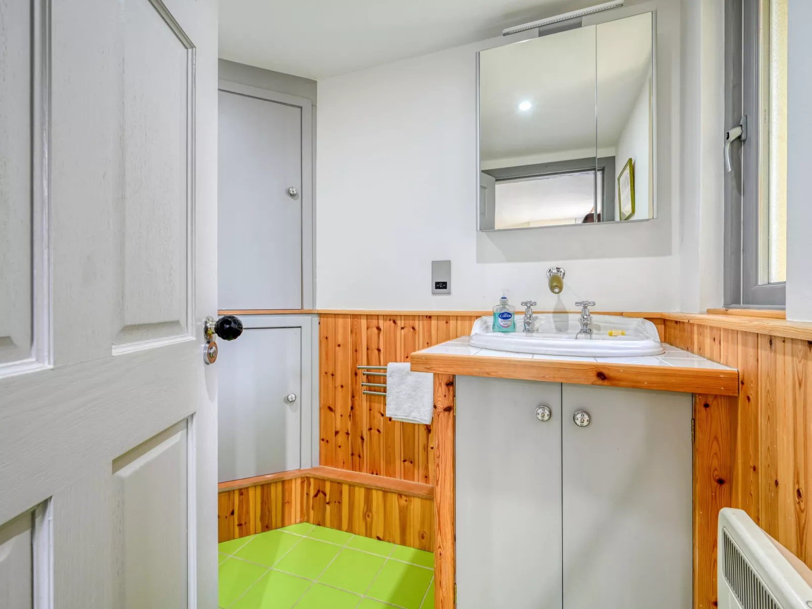 Loch Ness Granary-Dedans