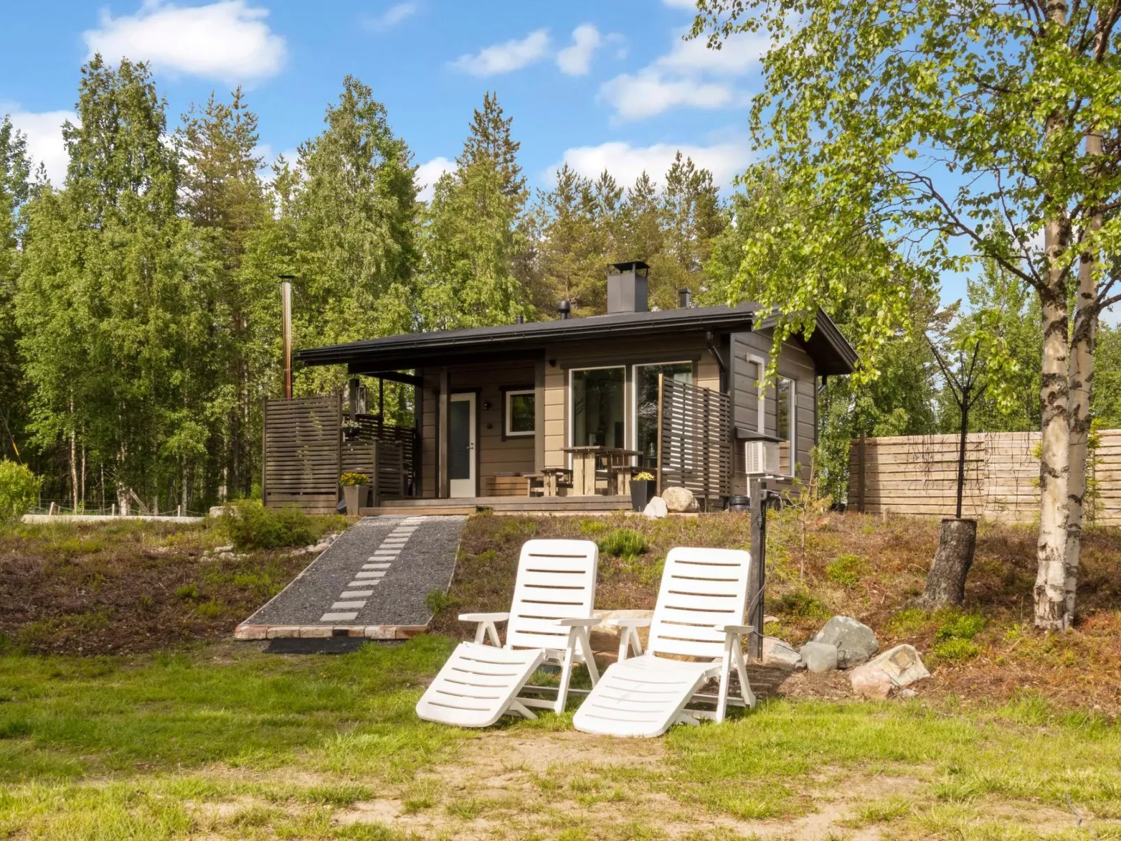 Lystikämän elämys-Inside