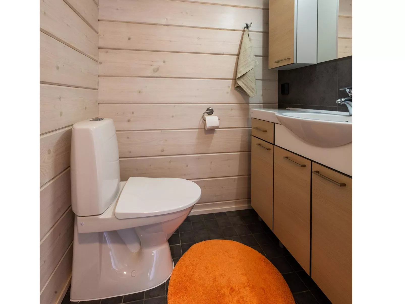 Lapinukonkäännös-Dedans