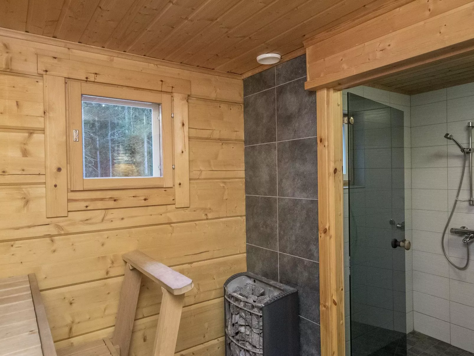 Villa puronotko-Dedans