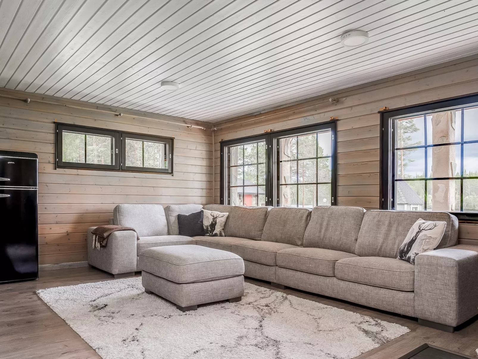 Villa kilkilö-Drinnen