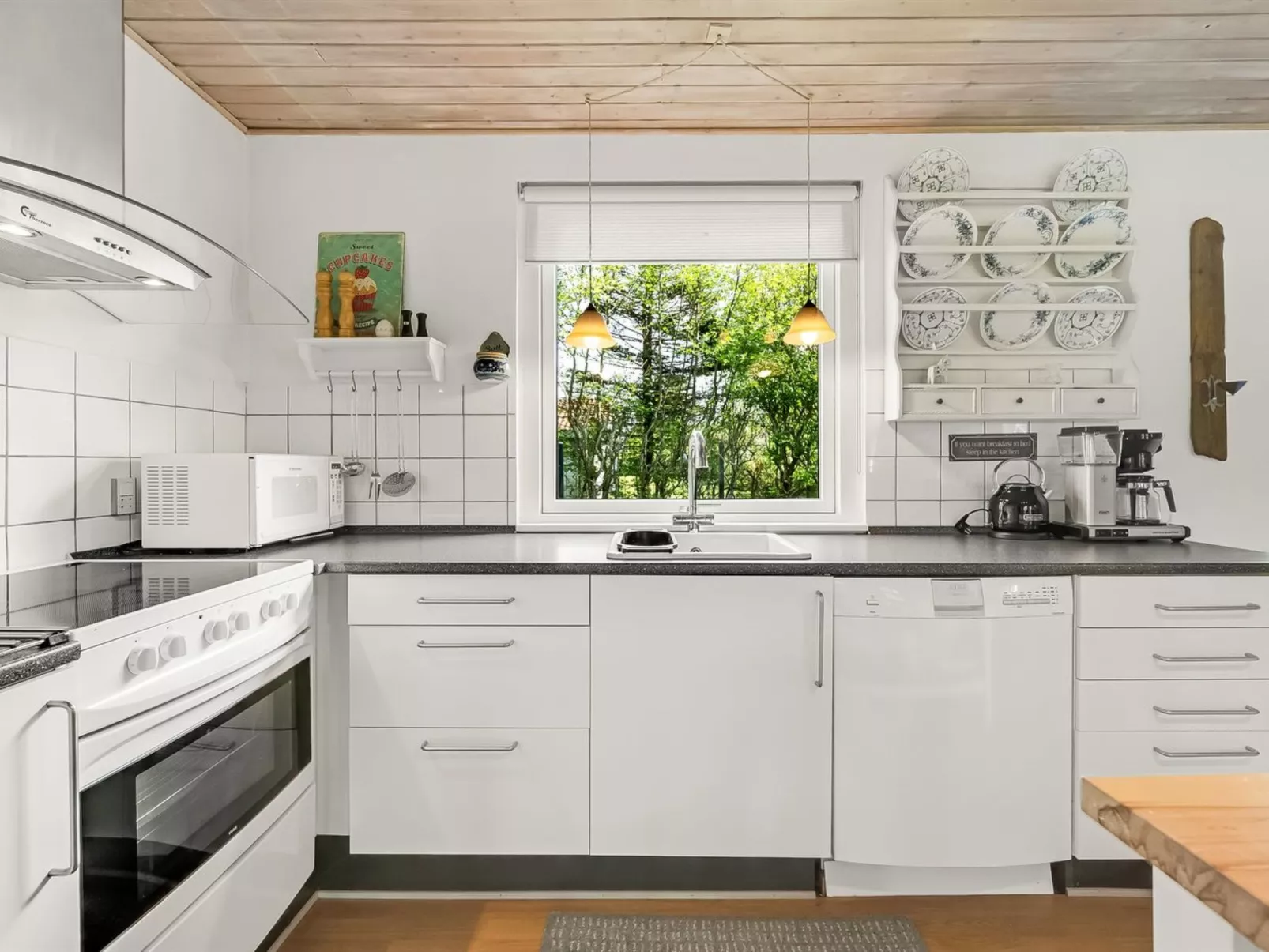 "Fido" - 500m to the fjord-Inside