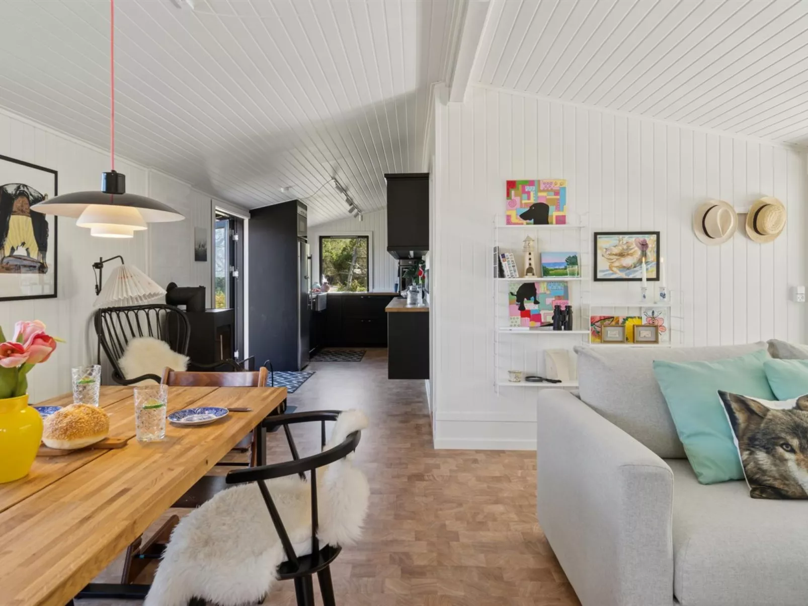 "Kaj" - 75m from the sea-Drinnen