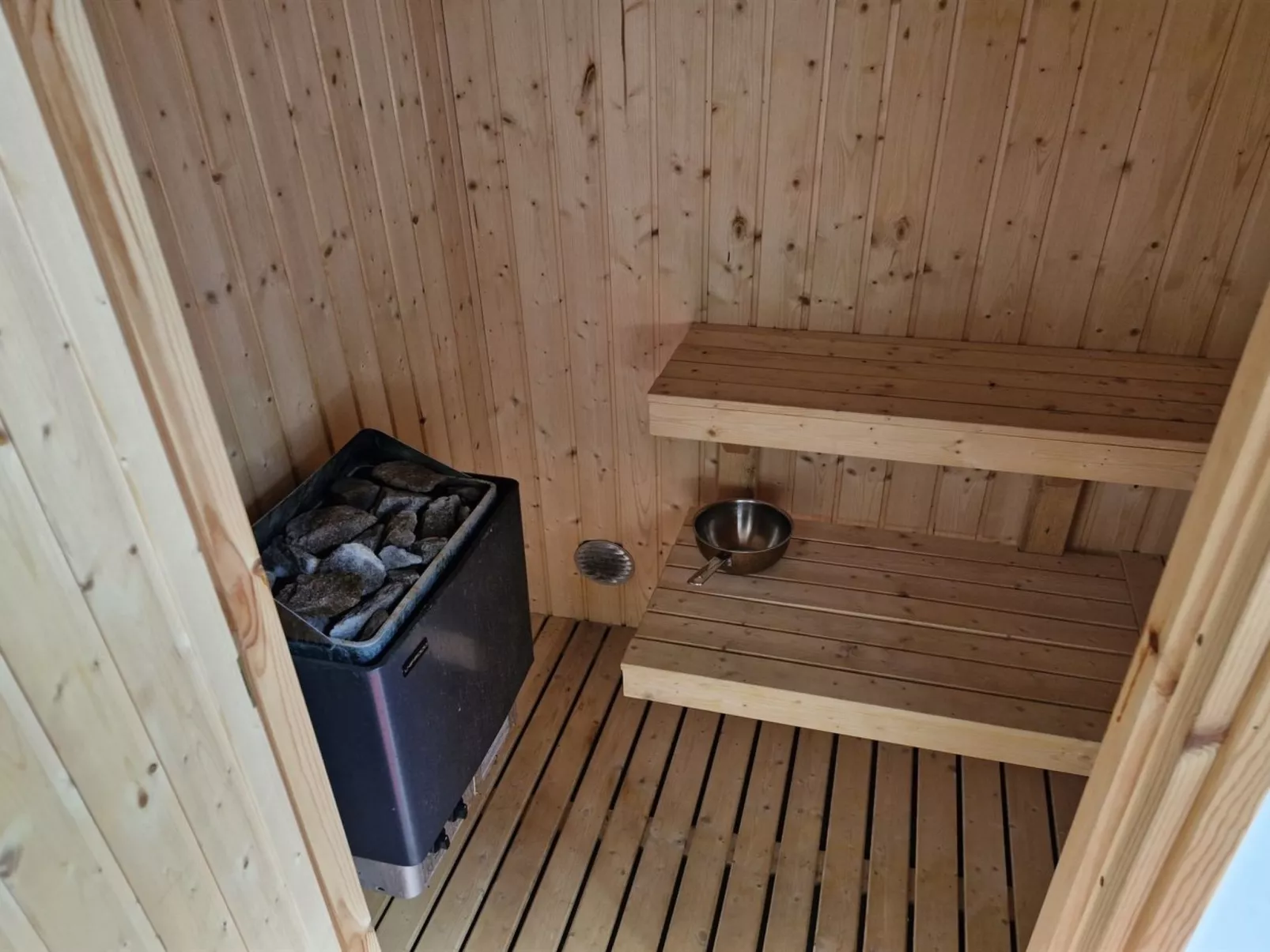 "Ejnarine" - 1.5km from the sea-Drinnen