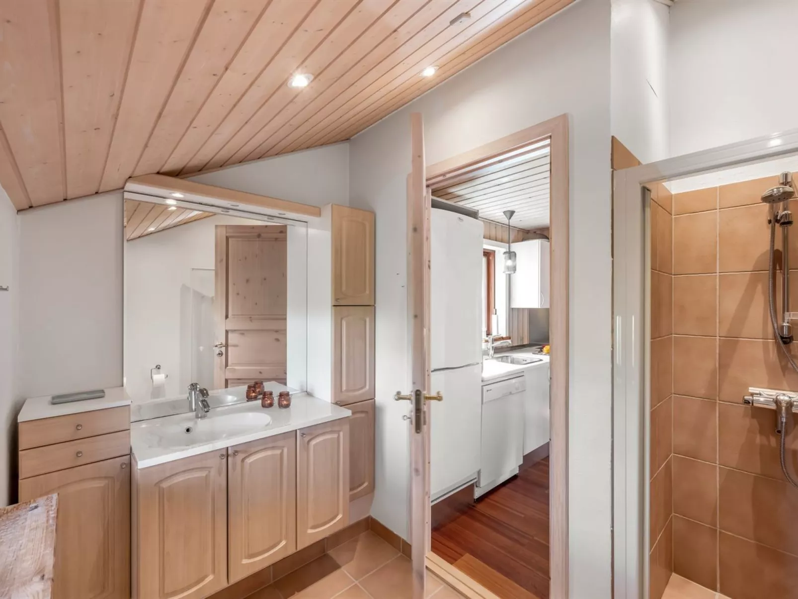 "Georg" - 200m from the sea-Dedans