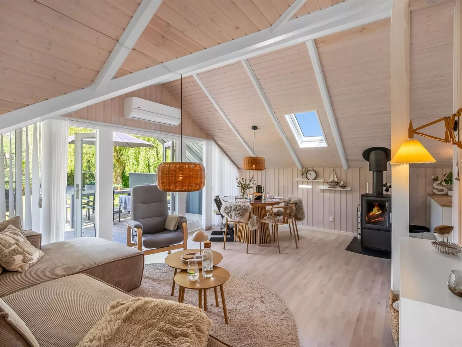 "Tara" - 450m from the sea-Dedans