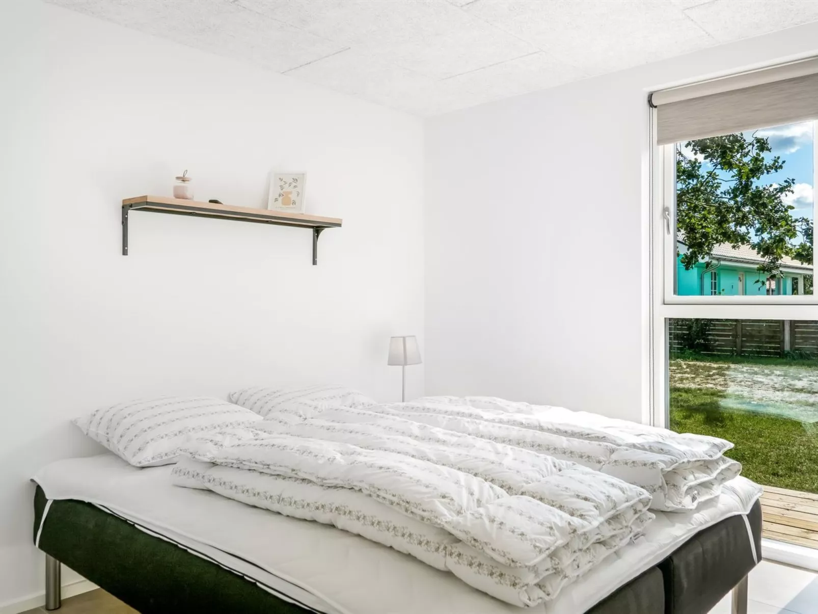 "Zoya" -  from the sea-Dedans