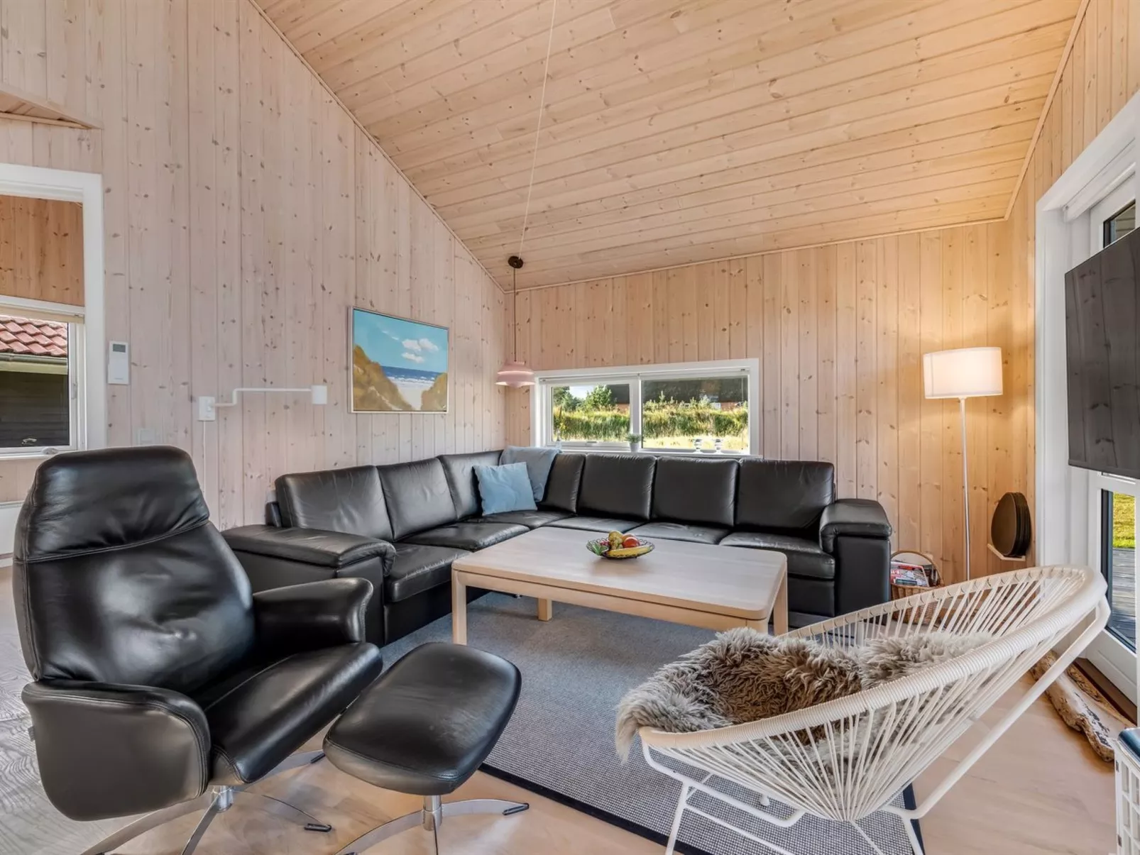 "Kanerva" -  from the sea-Inside