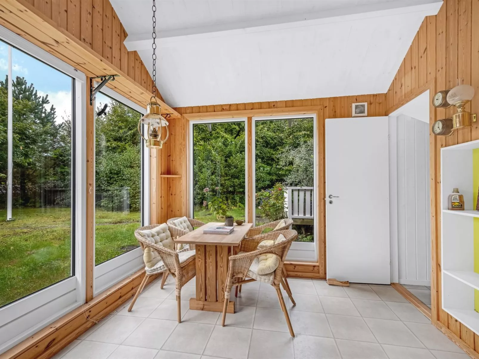 "Elea" - 450m to the fjord-Dedans