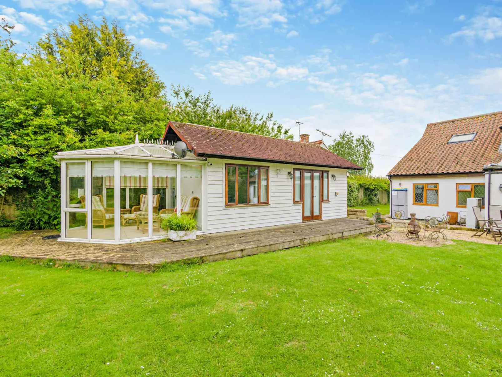 The House at No. 47-Dehors