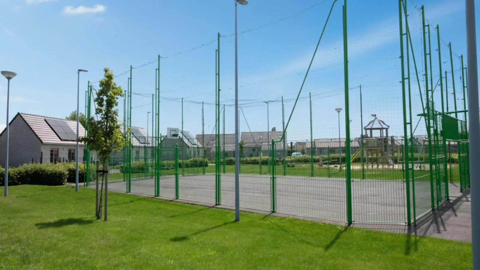 Westhinder I H4-Facilities