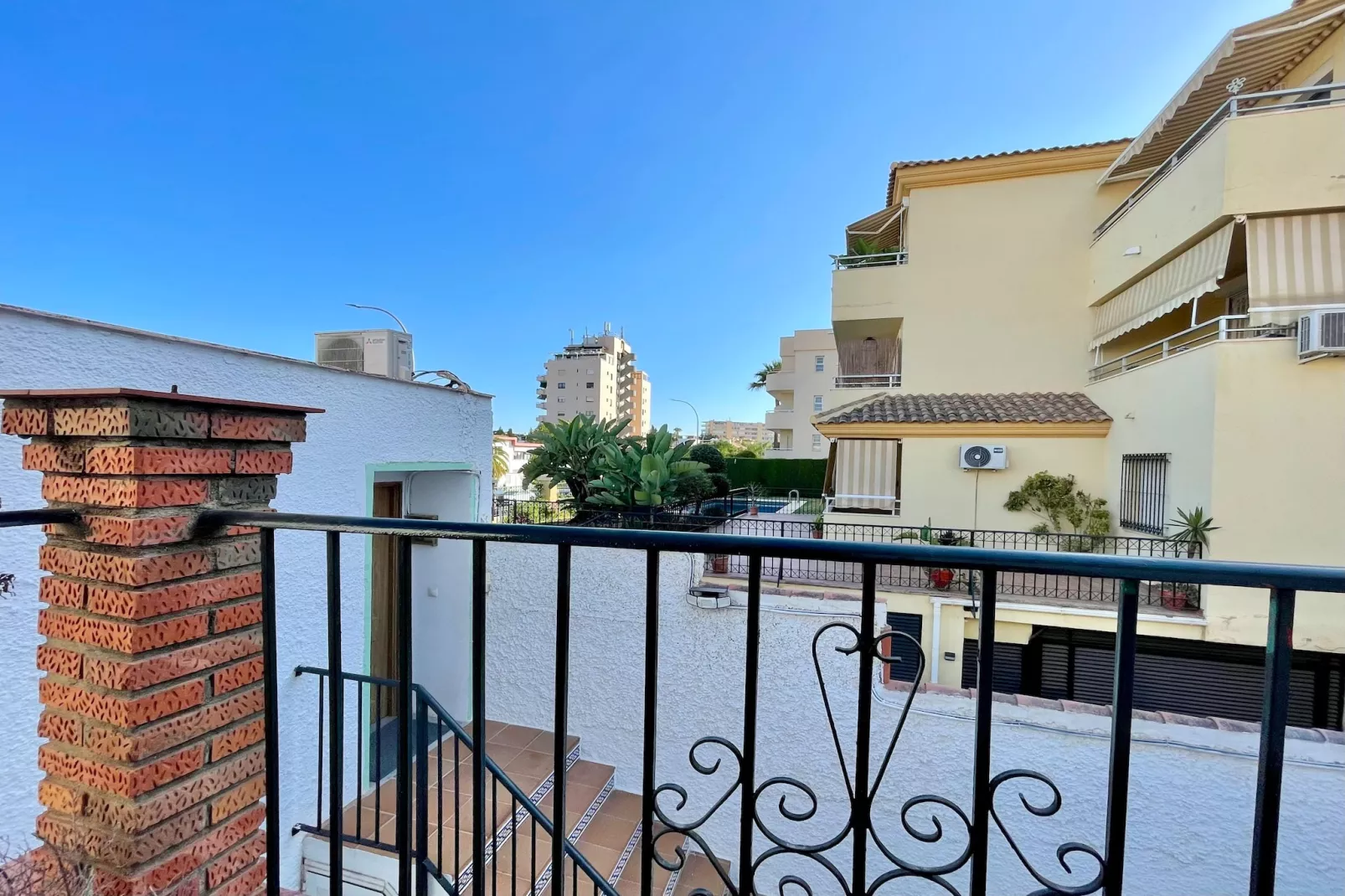 Carlota Alessandri Playa Torremolinos-Aussicht Sommer