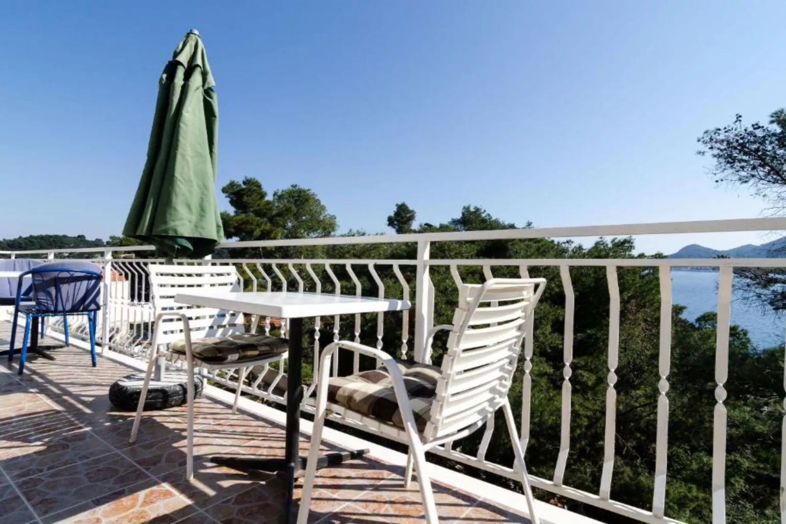 Guest House Sobra 38 - Double Room with Private Bathroom 2-Terrasse/Balkon