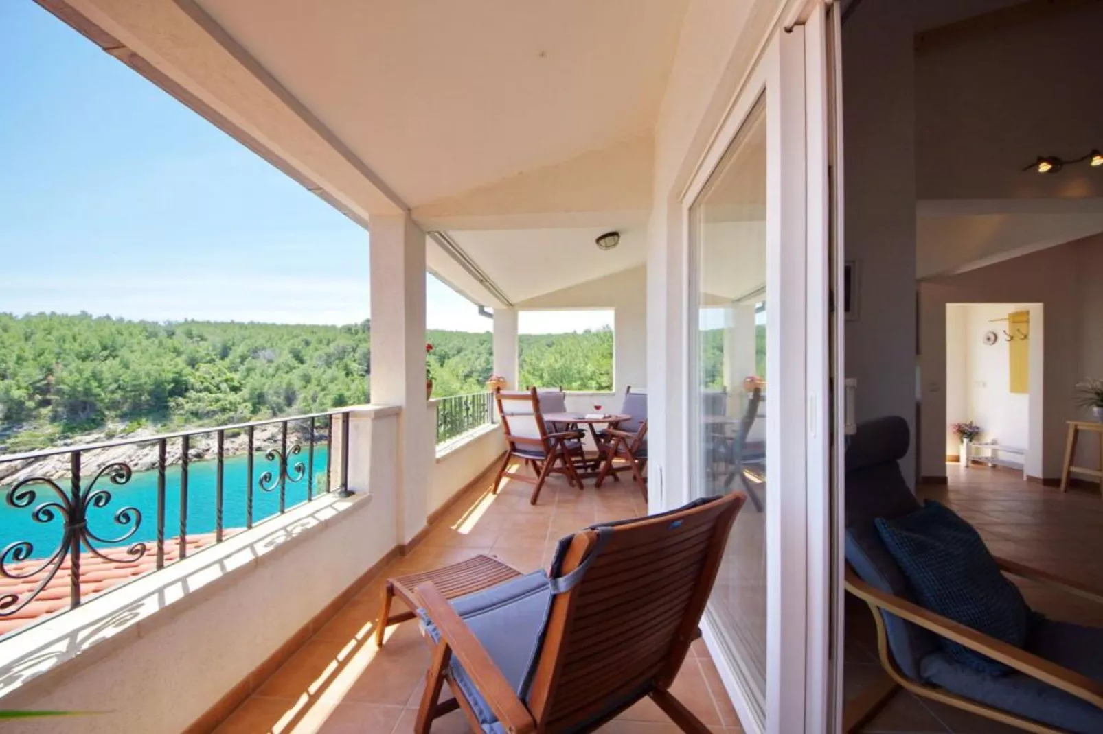 Two-Bedroom Apartment (Lavanda)-Terrace