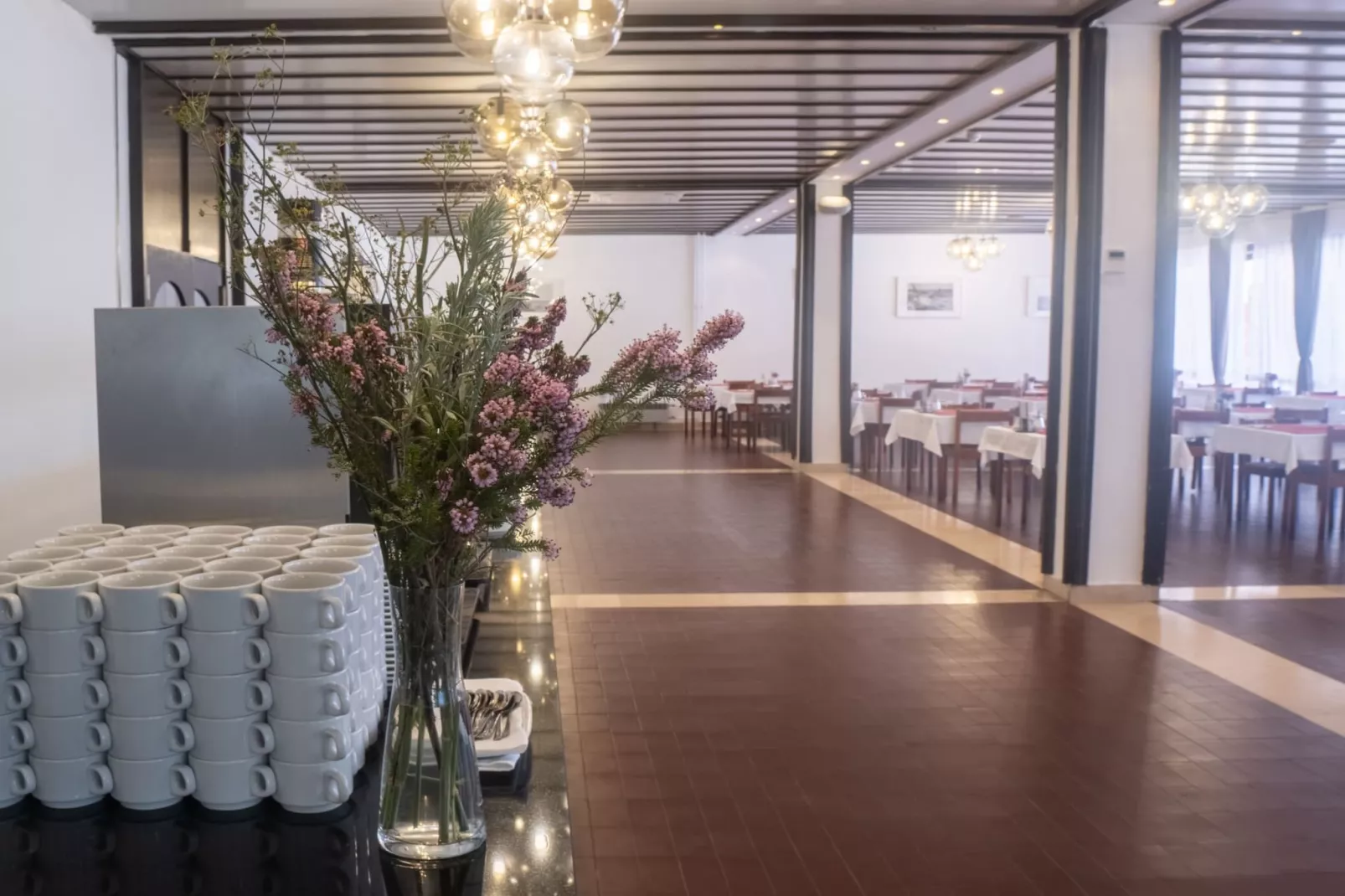 Hotel Issa - Twin Room Sea View-Facilities