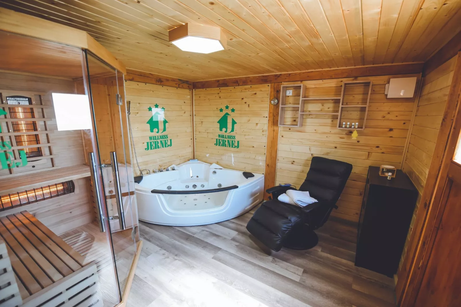 Relax and Rustic Apartments with Terrace - Classic One Bedroom Apartment with Terrace (owner Silvester)-Spa