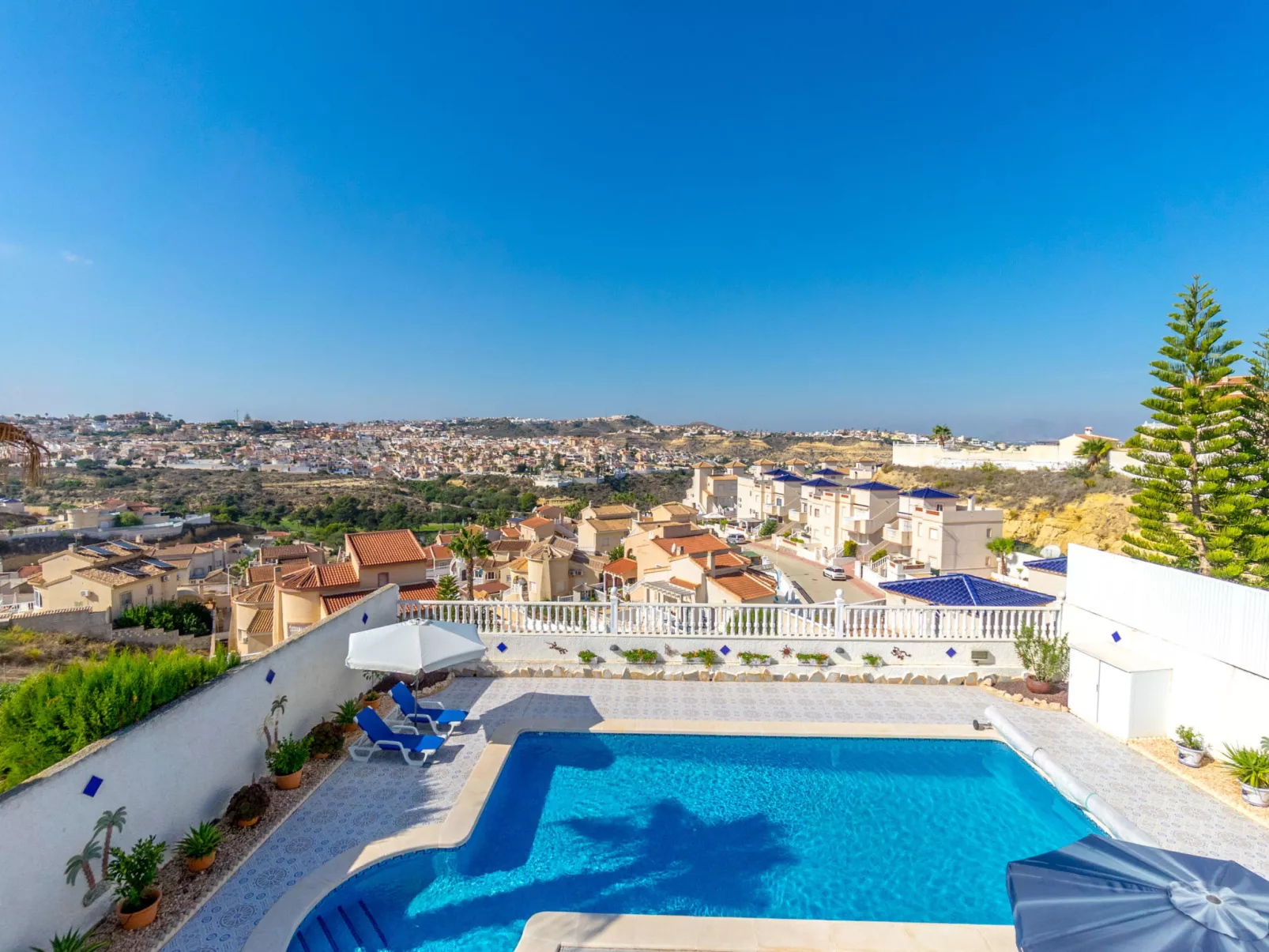 Villa Recorral-Dehors