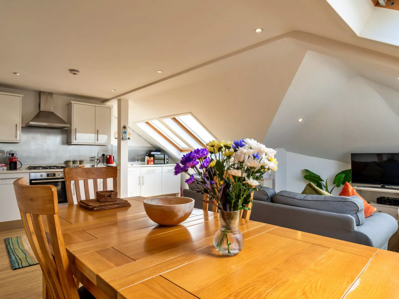 Ocean Lookout-Drinnen