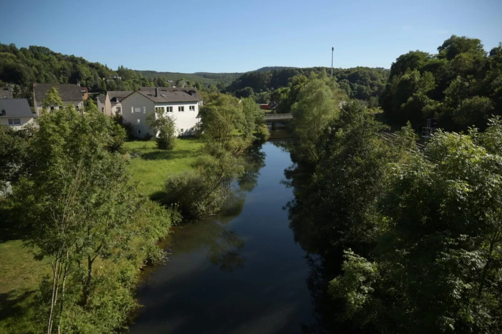 Ferienwohnung Eifelglück mit Dachterrasse-Zones été à 5 km