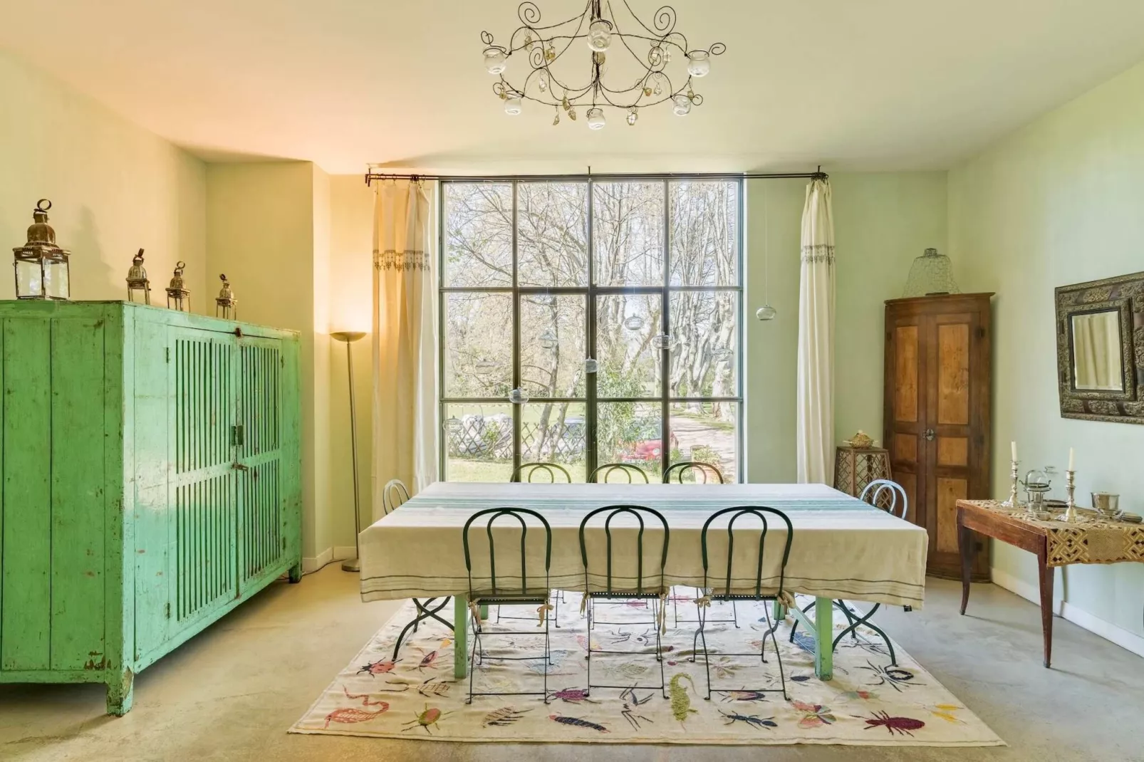 Mas de Corinne-Dining room