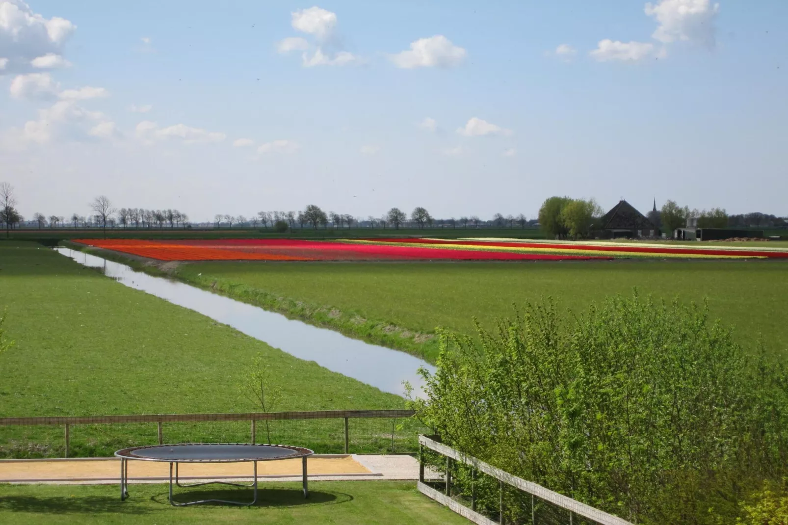 BELLEVUE-Zones été à 1 km