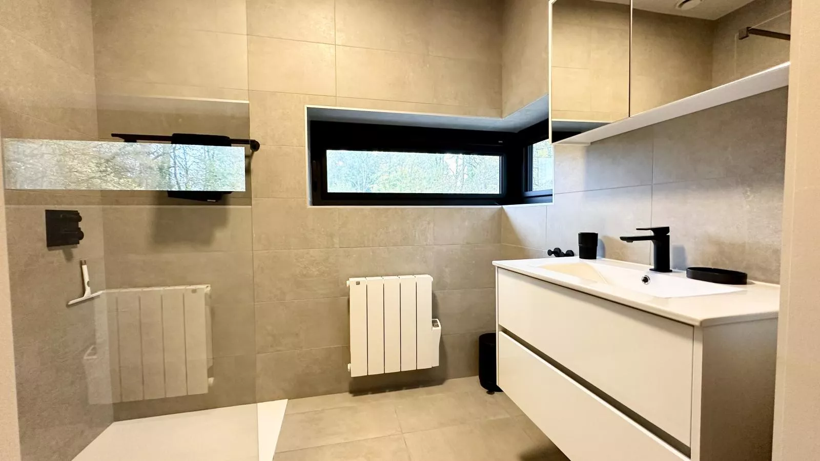 Durbuy Bato-Bathroom