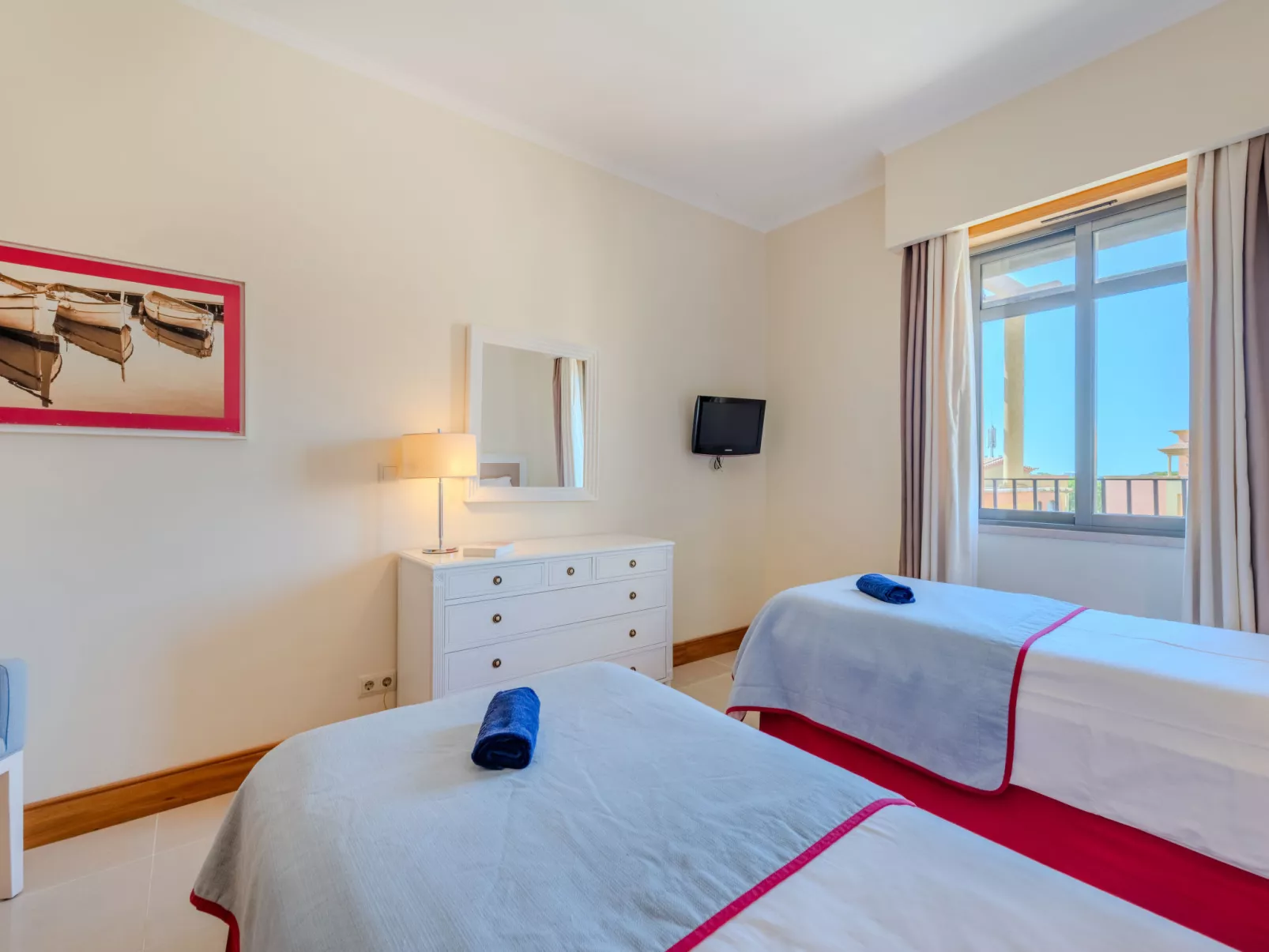 The Residence at Victoria-Inside