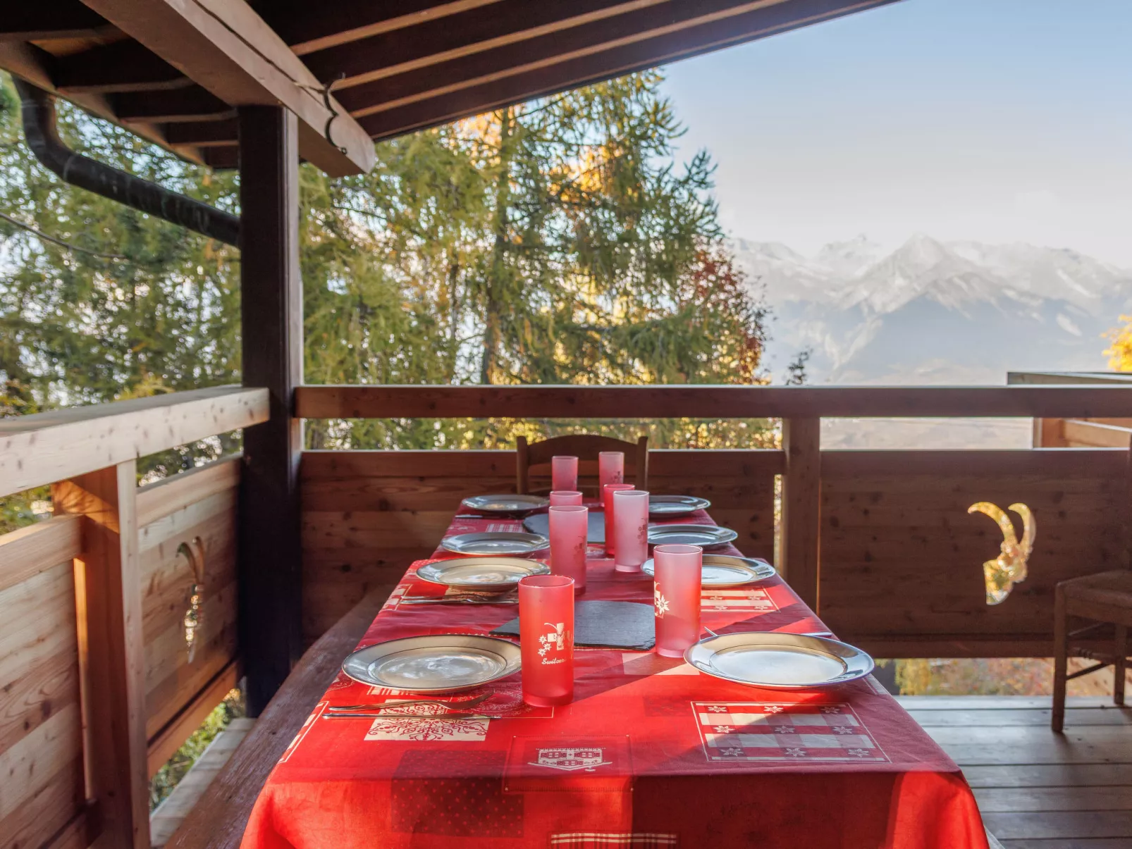 Le Bouquetin-Outside