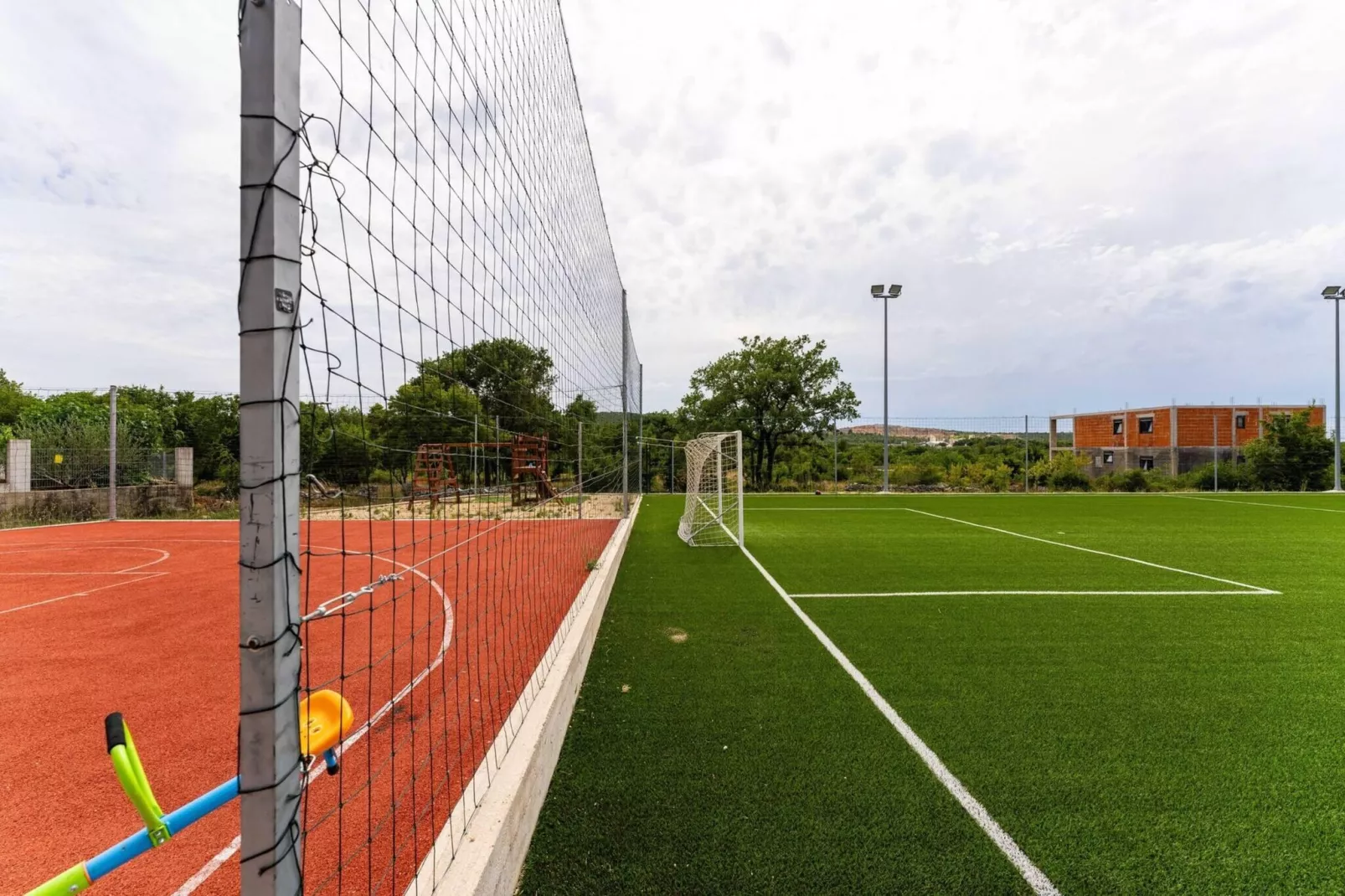 Holiday home Burgija-équipements