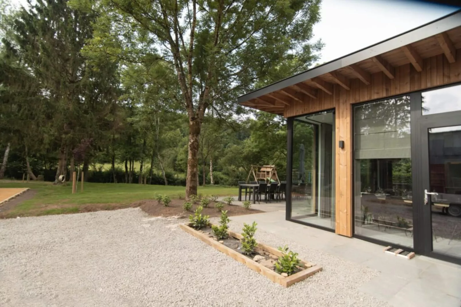 Maison Limerik-Garten Sommer