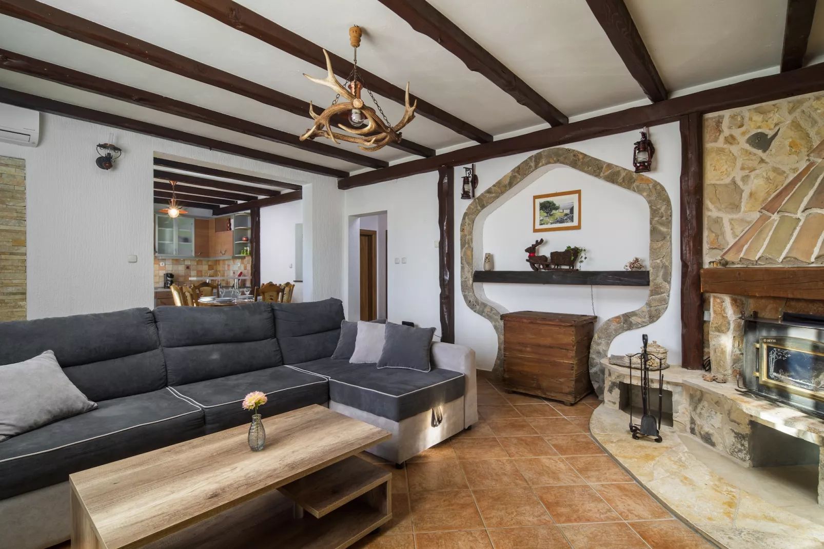 Villa Olea with private heated pool-Salon