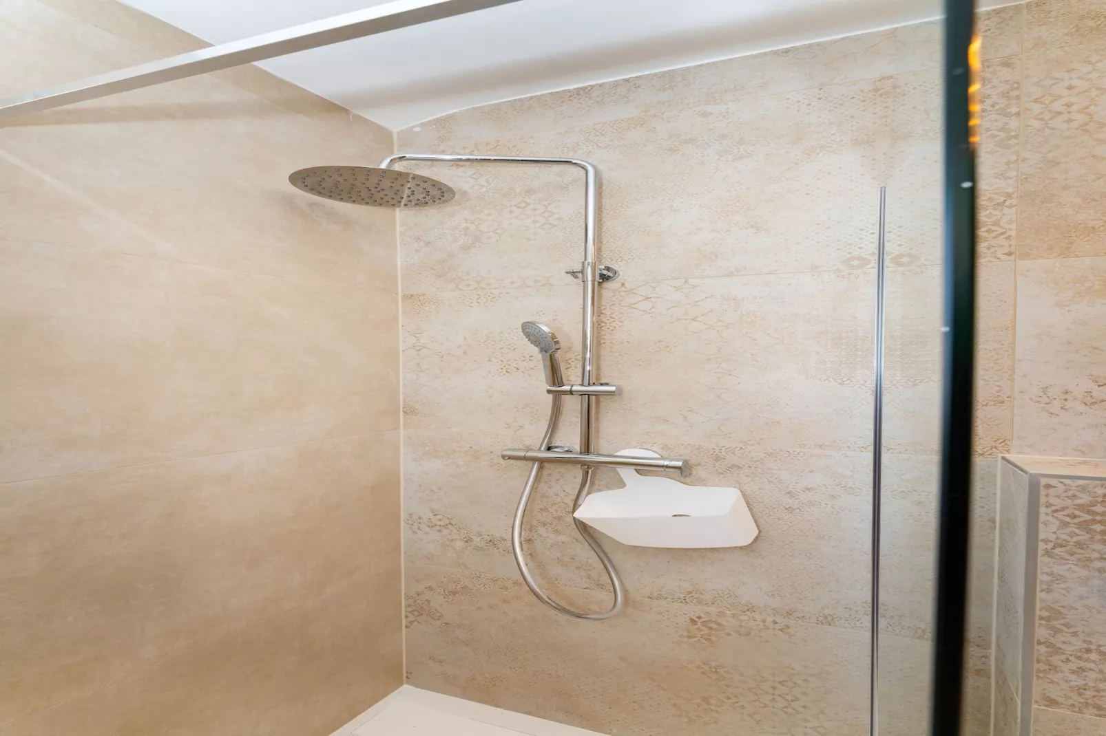 Villa Fine Touch-Badezimmer