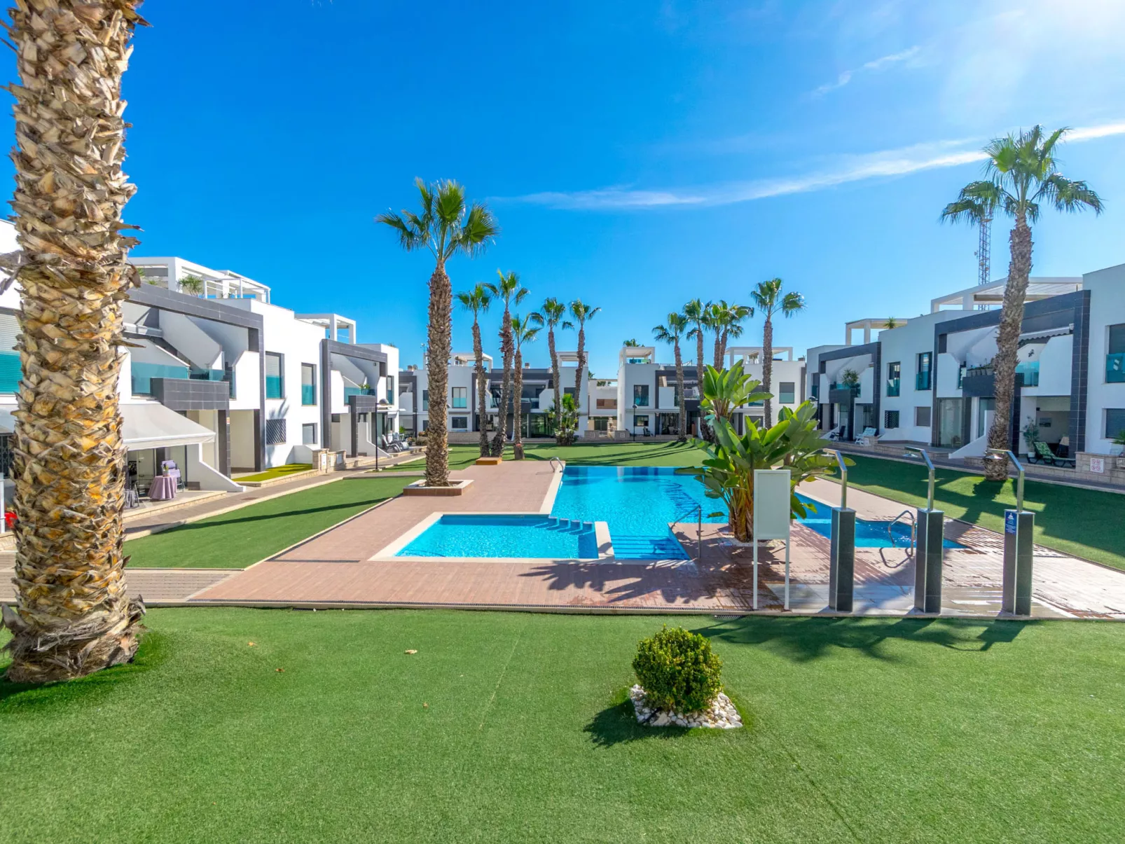 Oasis Beach 1-Draußen