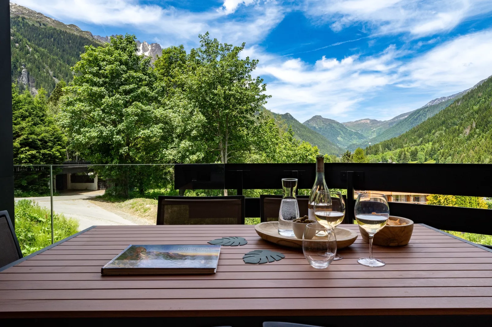 Silver Forest-Terrace balcony