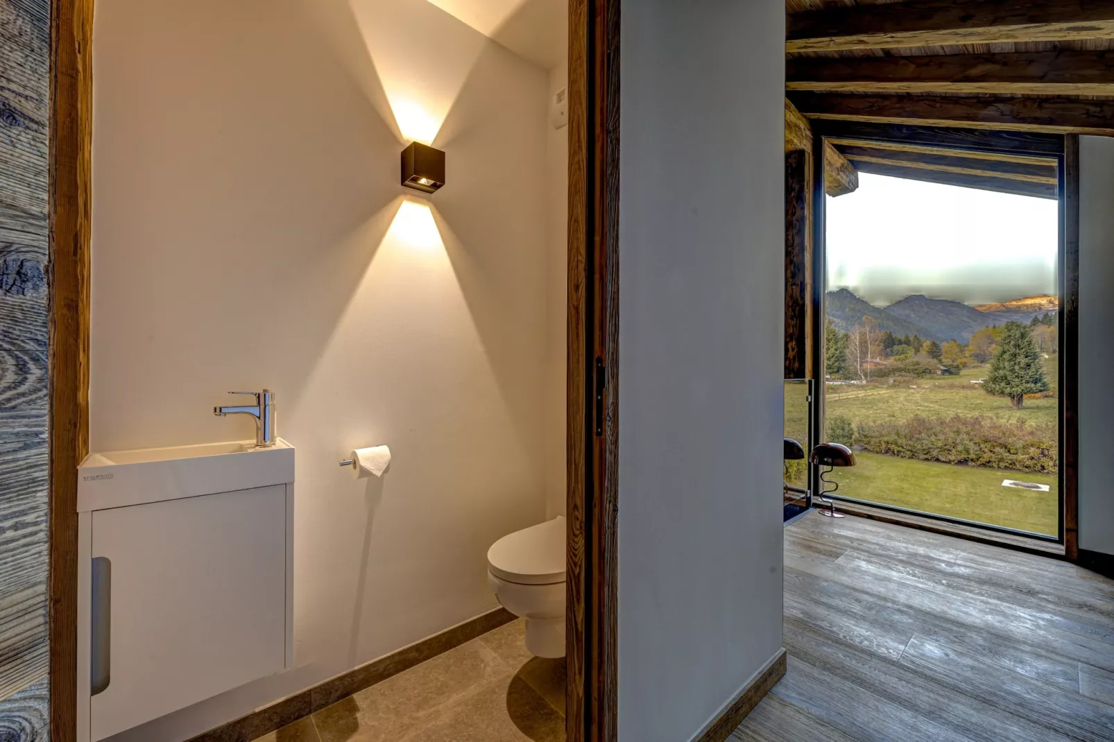 Cotes du Lavancher-Bathroom