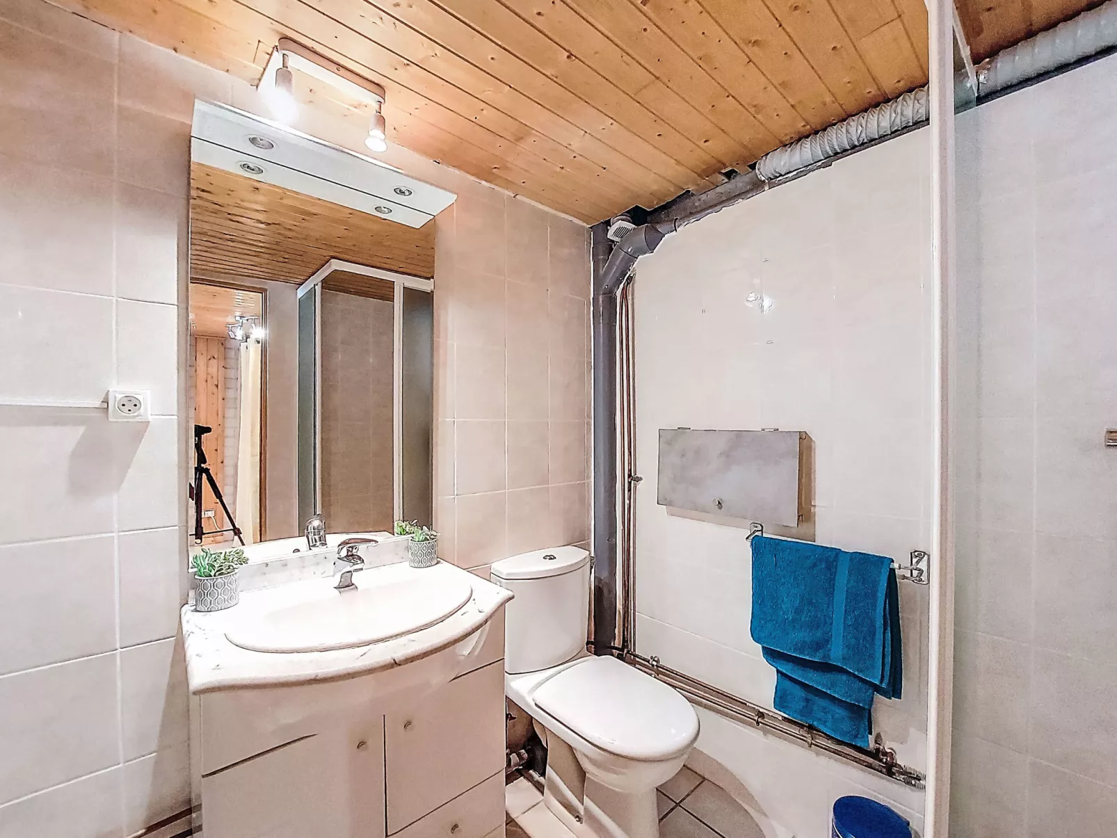 La Combe des Ours-Inside