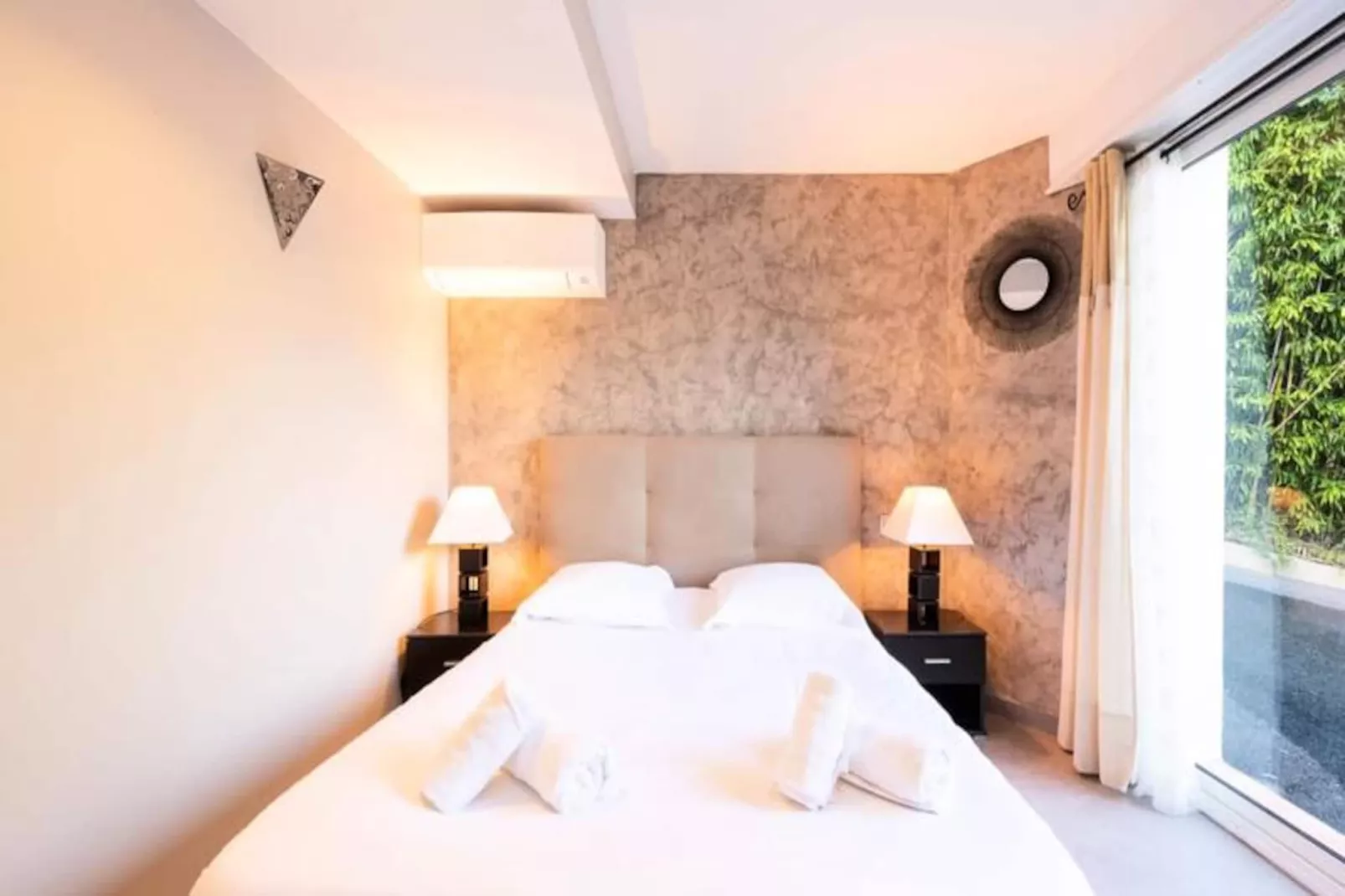 Résidence Villa 330m2, 6 Chambres, Piscine Chauff&eacute;e Jacuzzi-Untagged