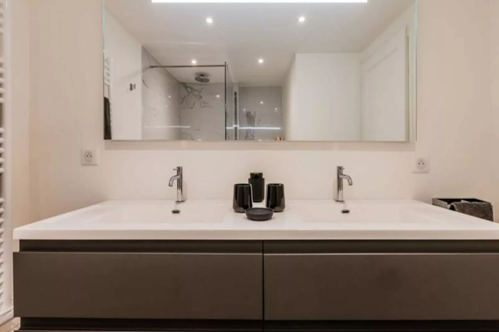 Résidence Hyper Centre Cannes - 4p &agrave; 100m Du Palais-Nicht zugeordnet