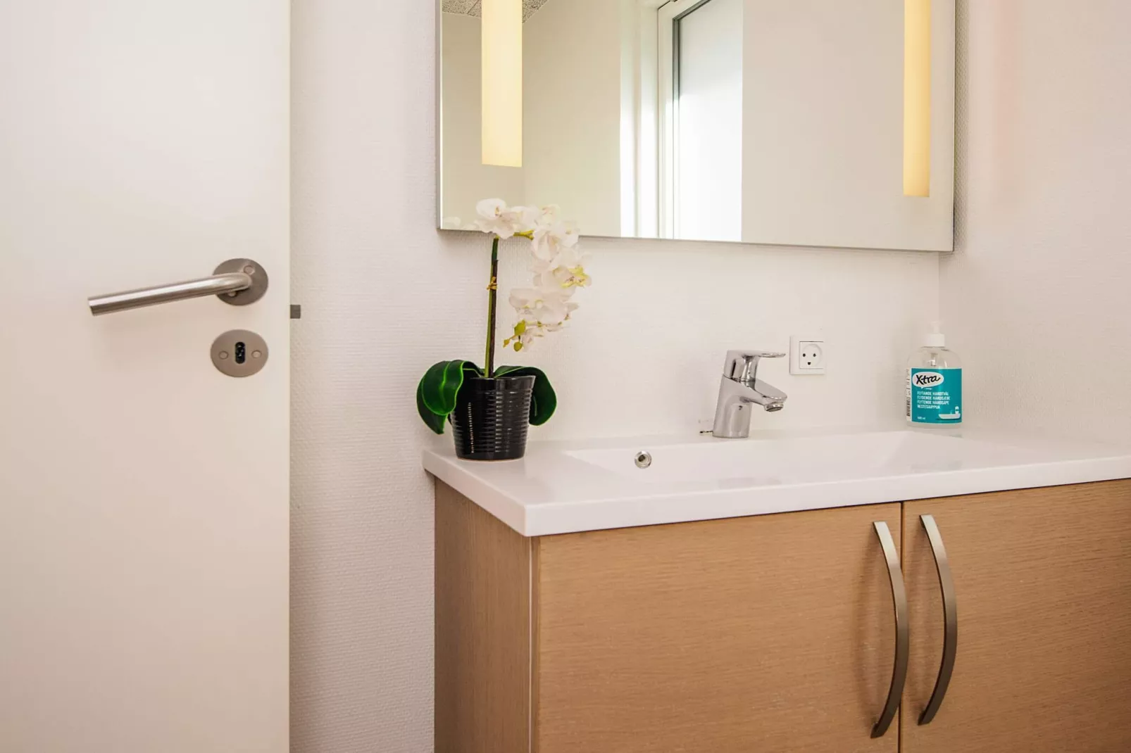 16 person holiday home in Glesborg-Indoor