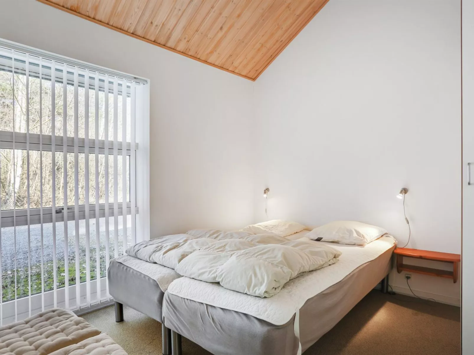 "Dorit" - 600m from the sea-Drinnen