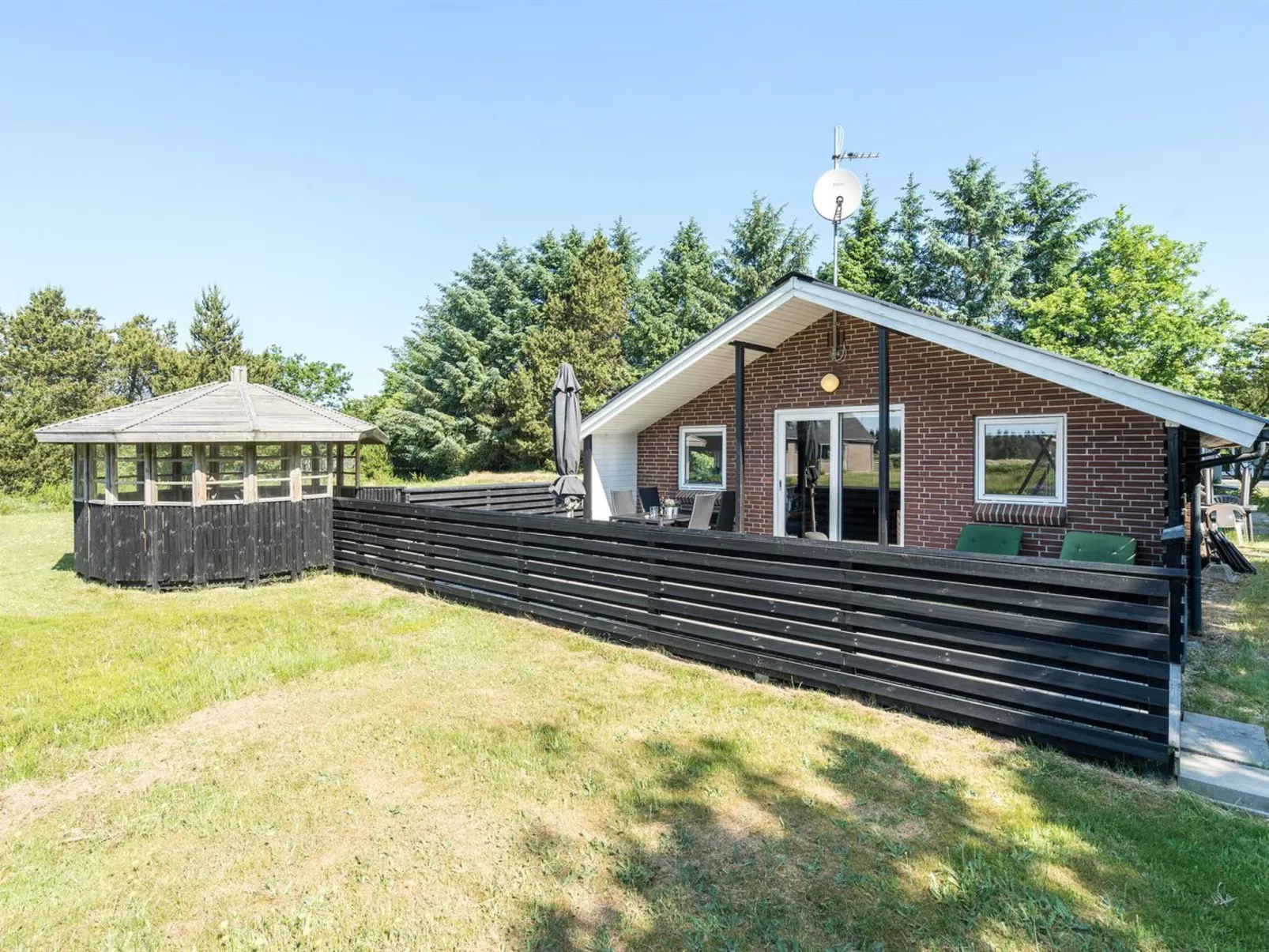 "Elinbjörn" - 1km from the sea-Dehors