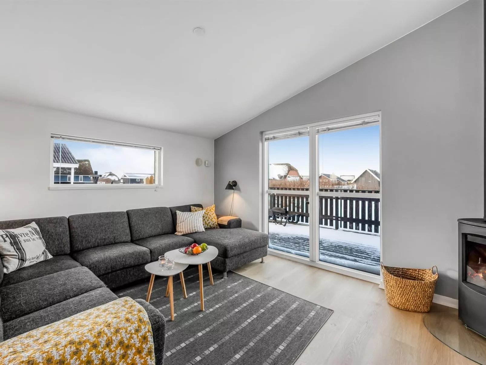 "Damaskin" - 300m from the sea-Drinnen