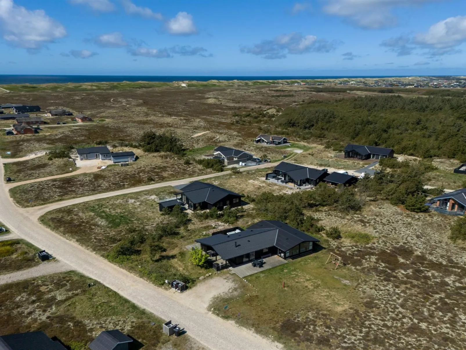 "Brunkil" - 500m from the sea-Outside