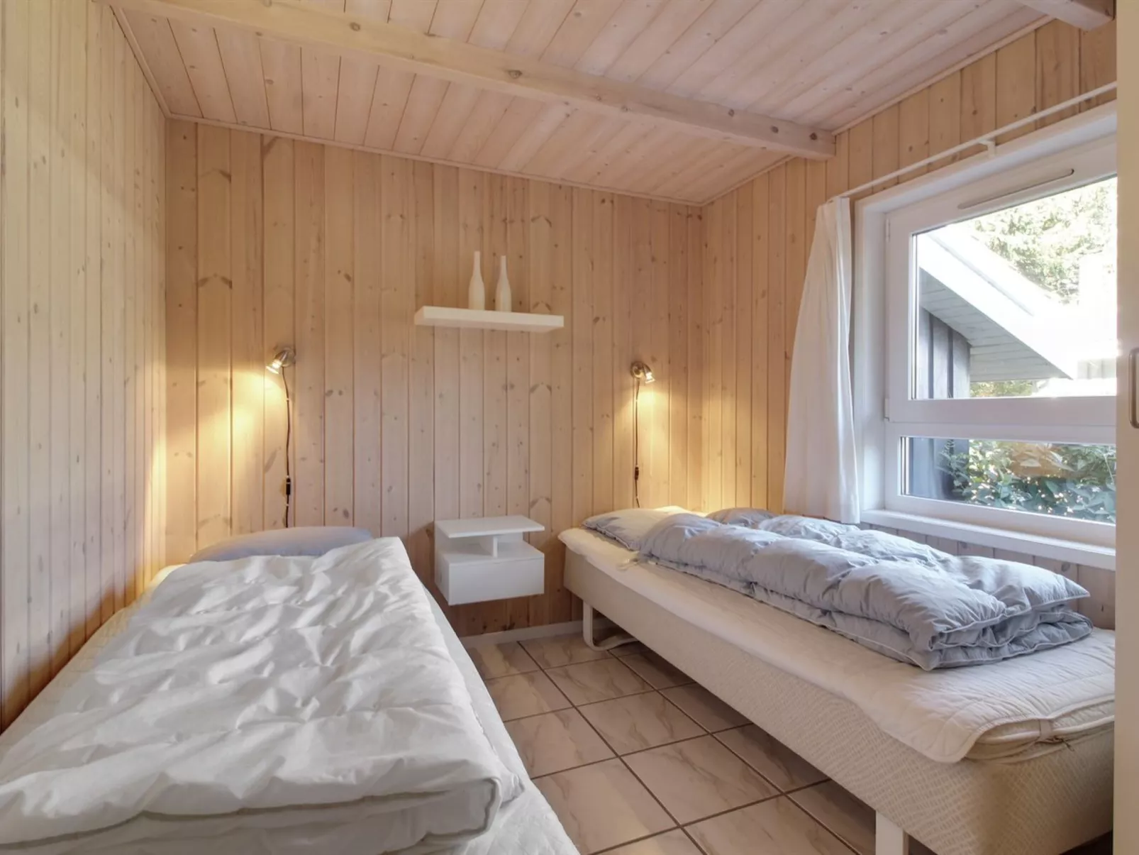 "Aniki" - 1.4km from the sea-Inside