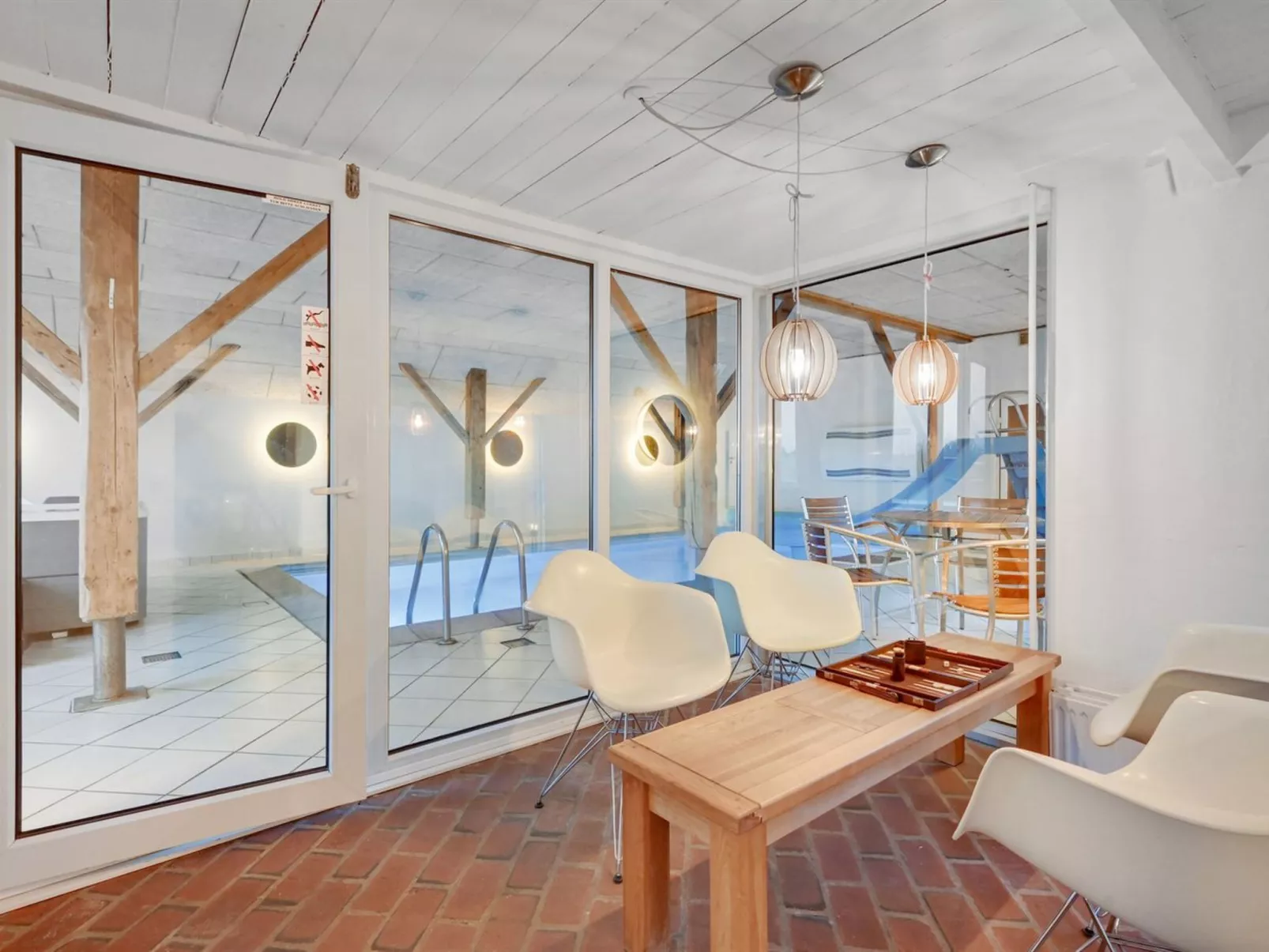 "Cornelius" - 900m from the sea-Inside